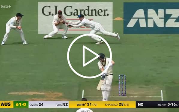 [Watch] Tom Blundell's Acrobatic Catch Ends Steve Smith's Stay; Matt Henry Strikes Early